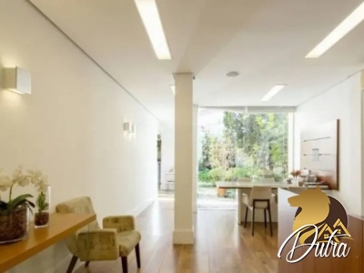 Padrão Jardim Europa 480m² 04 Dormitórios 04 Suítes 4 Vagas