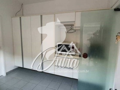Padrão Moema 240m² 04 Dormitórios 02 Suítes 3 Vagas
