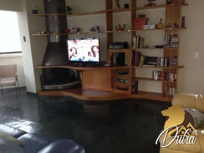 Maison Frontenac Indianópolis 180m² 03 Dormitórios 01 Suítes 2 Vagas