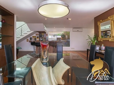 Padrão Chácara Monte Alegre 355m² 04 Dormitórios 02 Suítes 4 Vagas