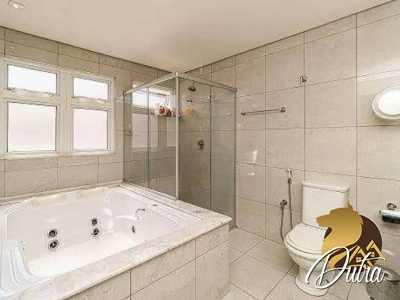 Padrão Chácara Monte Alegre 355m² 04 Dormitórios 02 Suítes 4 Vagas