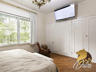 Padrão Jardim Paulista 800m² 04 Dormitórios 03 Suítes 10 Vagas