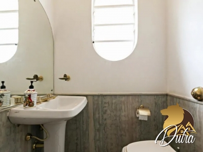 Padrão Jardim Paulista 800m² 04 Dormitórios 03 Suítes 10 Vagas