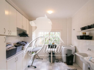 Padrão Jardim Marajoara 525m² 04 Dormitórios 04 Suítes 6 Vagas