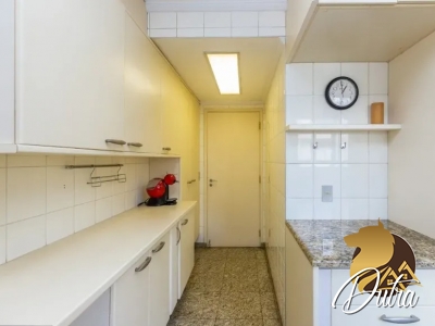 Auguste Rodin Vila Uberabinha 220m² 04 Dormitórios 03 Suítes 4 Vagas