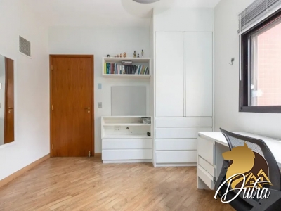 Auguste Rodin Vila Uberabinha 220m² 04 Dormitórios 03 Suítes 4 Vagas