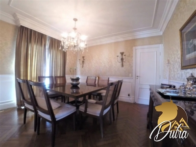 Edifício Saint Etienne Moema 360m² 04 Dormitórios 02 Suítes 6 Vagas