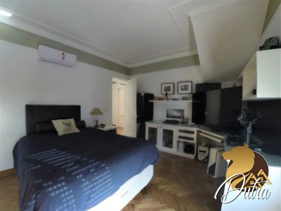 Edifício Saint Etienne Moema 360m² 04 Dormitórios 02 Suítes 6 Vagas