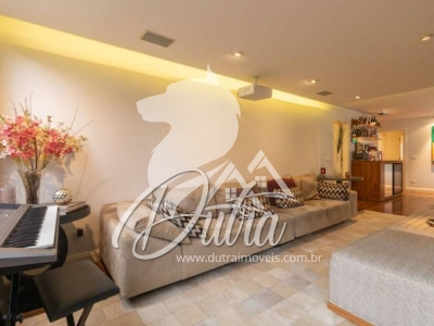 Edifício Guararapes Cerqueira César 177m² 03 Dormitórios 02 Suítes 1 Vagas