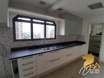 Flamboyan Planalto Paulista 450m² 03 Dormitórios 03 Suítes 4 Vagas