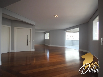 Golden Park Vila Uberabinha 244m² 04 Dormitórios 03 Suítes 3 Vagas