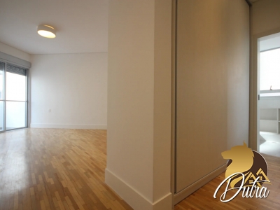 Golden Park Vila Uberabinha 244m² 04 Dormitórios 03 Suítes 3 Vagas