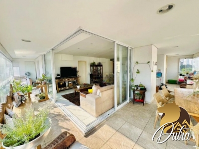 Design Campo Belo Campo Belo 219m² 03 Dormitórios 03 Suítes 3 Vagas