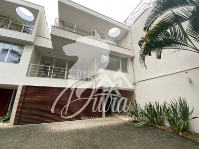 Casa de Condomínio Brooklin Paulista 425m² 04 Dormitórios 04 Suítes 4 Vagas