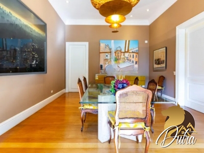 Padrão Cidade Jardim 855m² 05 Dormitórios 05 Suítes 5 Vagas