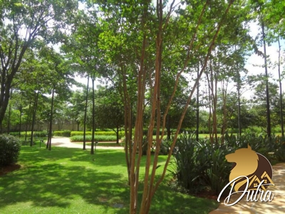 Edifício Praça Villa Lobos Jardim Universidade Pinheiros 813m² 04 Dormitórios 04 Suítes 6 Vagas