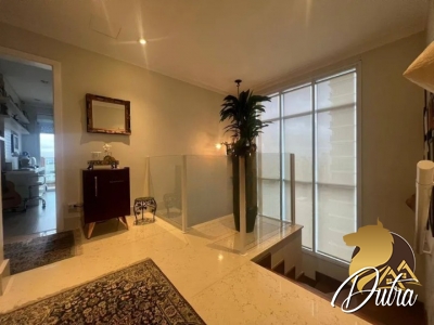 Edifício Claridge Moema 448m² 04 Dormitórios 04 Suítes 8 Vagas