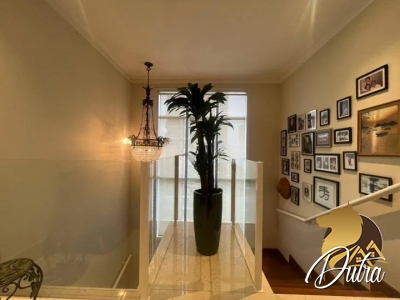 Edifício Claridge Moema 448m² 04 Dormitórios 04 Suítes 8 Vagas