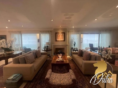 Edifício Claridge Moema 448m² 04 Dormitórios 04 Suítes 8 Vagas