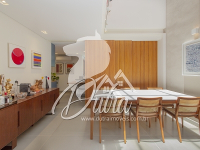 Padrão Jardim Paulistano 250m² 03 Dormitórios 01 Suítes 2 Vagas