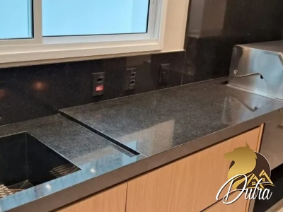 Castel Gandolfo Moema 228m² 04 Dormitórios 03 Suítes 4 Vagas