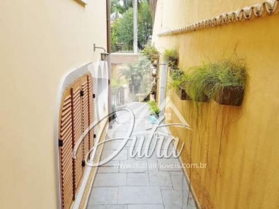 Casa de Vila Jardim Marajoara 380m² 05 Dormitórios 05 Suítes 5 Vagas