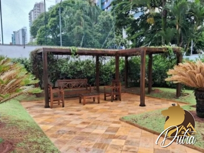 EDIFÍCIO ROSANA Itaim Bibi 198m² 04 Dormitórios 01 Suítes 2 Vagas