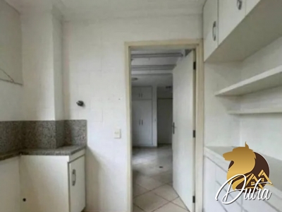 EDIFÍCIO ROSANA Itaim Bibi 198m² 04 Dormitórios 01 Suítes 2 Vagas