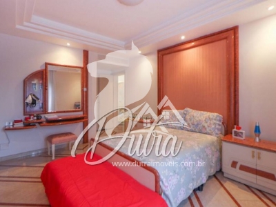 Padrão Interlagos 1182m² 04 Dormitórios 04 Suítes 6 Vagas