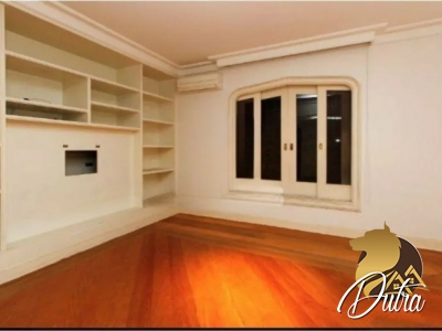 Padrão Jardim Europa 620m² 04 Dormitórios 04 Suítes 4 Vagas