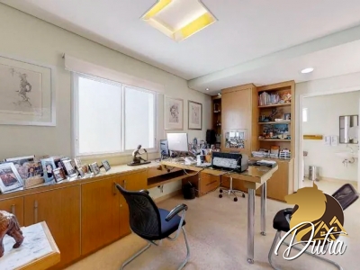 Clínica Indianópolis 335m² 02 Dormitórios 02 Suítes 3 Vagas