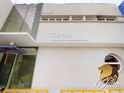 Clínica Indianópolis 335m² 02 Dormitórios 02 Suítes 3 Vagas