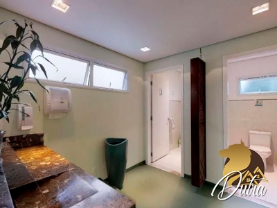 Clínica Indianópolis 335m² 02 Dormitórios 02 Suítes 3 Vagas