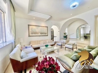 Padrão Interlagos 1182m² 04 Dormitórios 04 Suítes 6 Vagas