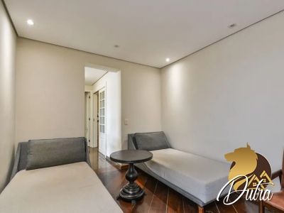 Parque dos Jerivás Moema 227m² 04 Dormitórios 02 Suítes 3 Vagas