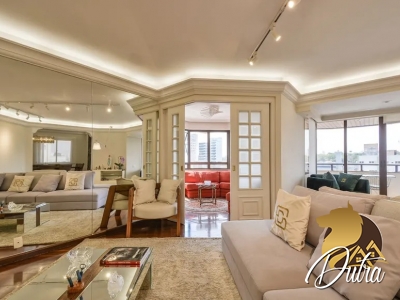 Parque dos Jerivás Moema 227m² 04 Dormitórios 02 Suítes 3 Vagas