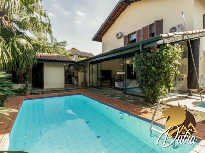 Padrão Jardim Panorama 410m² 04 Dormitórios 03 Suítes 3 Vagas