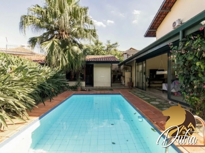 Padrão Jardim Panorama 410m² 04 Dormitórios 03 Suítes 3 Vagas