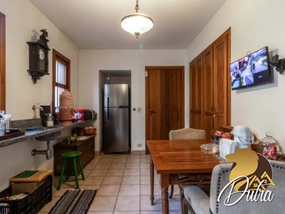 Padrão Jardim Panorama 410m² 04 Dormitórios 03 Suítes 3 Vagas