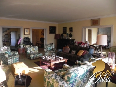 Edifício Villa Borghese Cerqueira César 484m² 04 Dormitórios 02 Suítes 4 Vagas